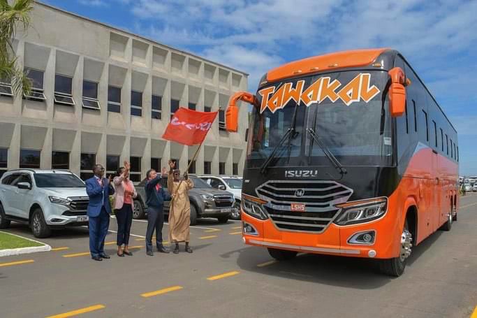 Tawakal Isuzu Delivery2